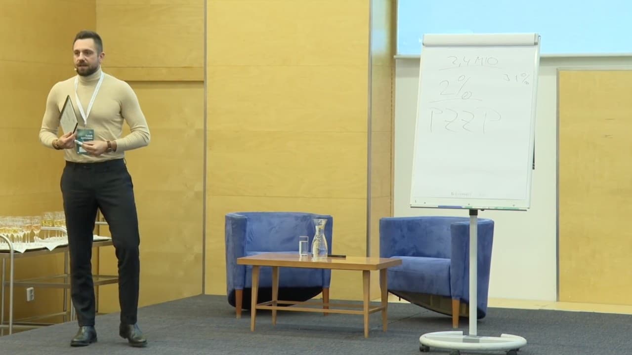 How to convert a customer from LinkedIn into the physical world?